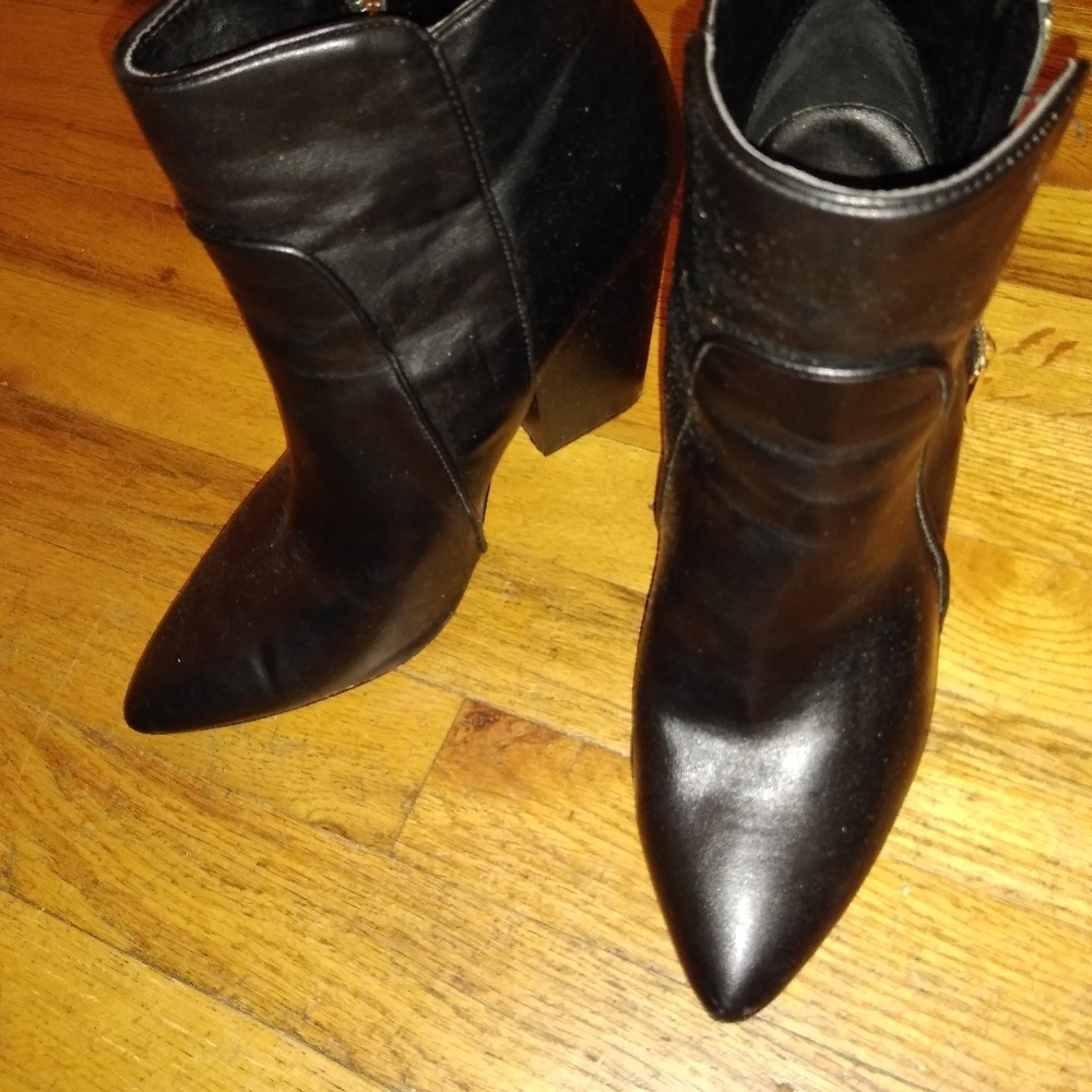 BCBGeneration 'Julez' Black Booties